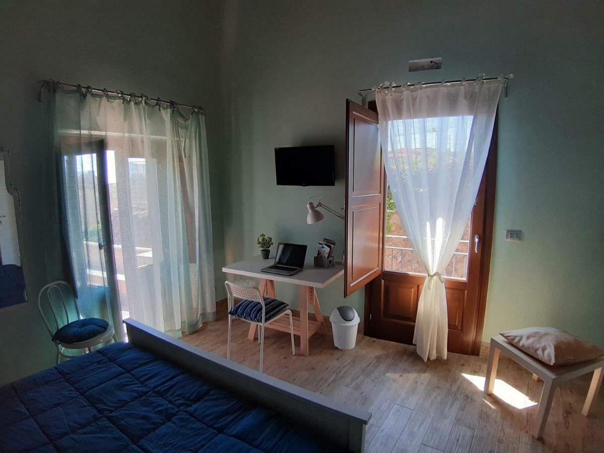 L.T. Metis Hotel Acireale Exterior foto